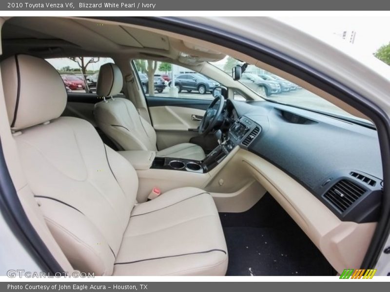 Blizzard White Pearl / Ivory 2010 Toyota Venza V6