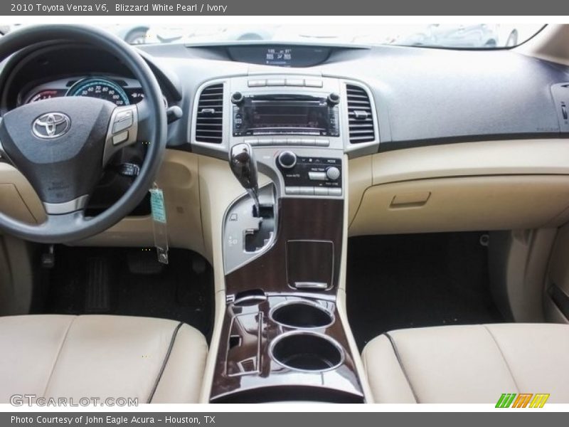 Blizzard White Pearl / Ivory 2010 Toyota Venza V6