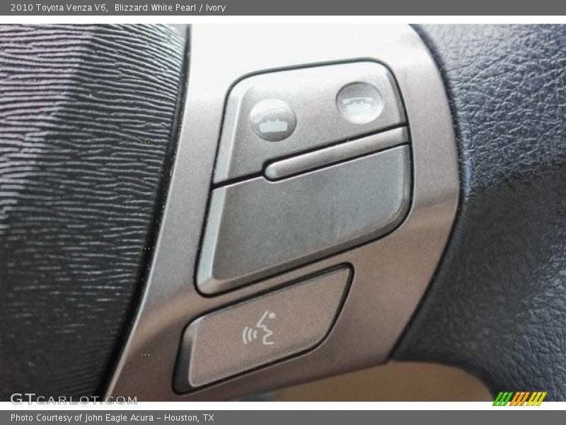 Blizzard White Pearl / Ivory 2010 Toyota Venza V6