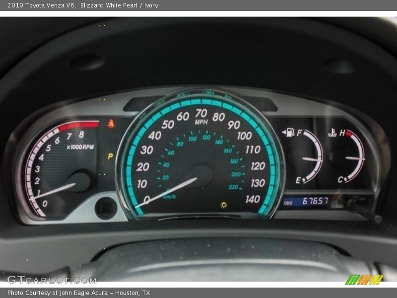Blizzard White Pearl / Ivory 2010 Toyota Venza V6