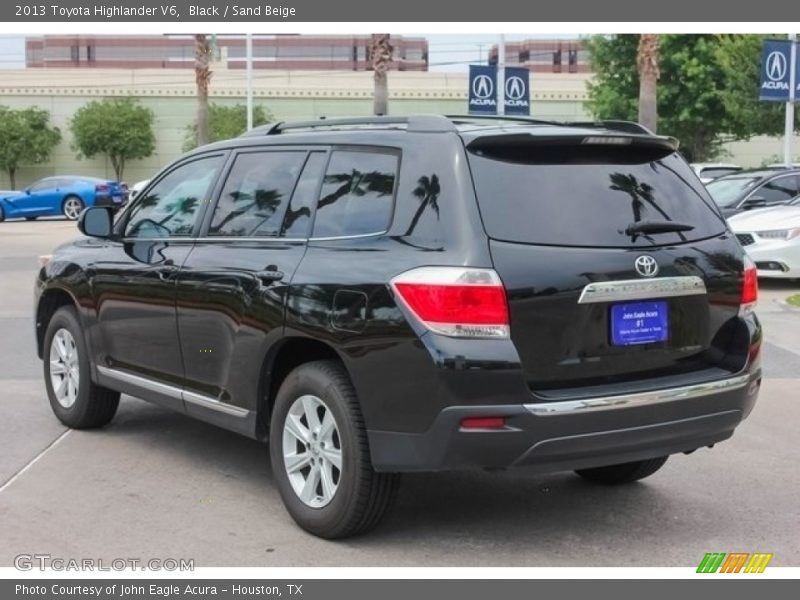 Black / Sand Beige 2013 Toyota Highlander V6