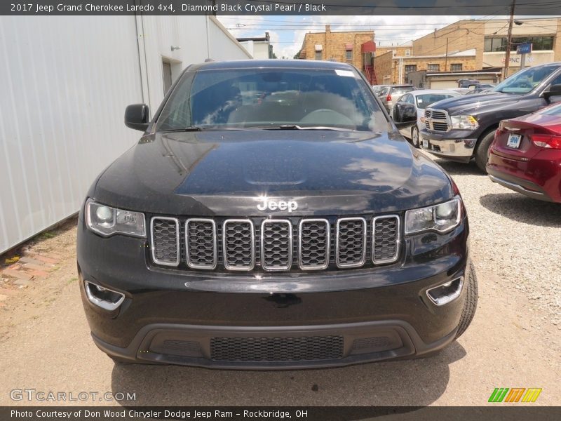 Diamond Black Crystal Pearl / Black 2017 Jeep Grand Cherokee Laredo 4x4