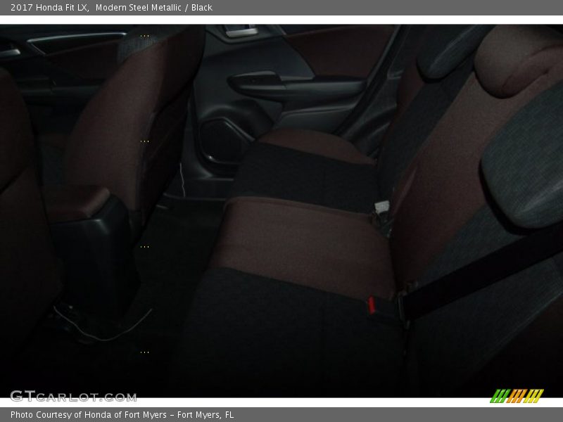 Modern Steel Metallic / Black 2017 Honda Fit LX