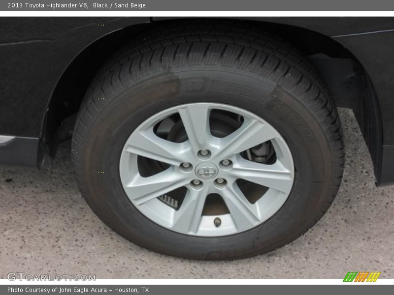 Black / Sand Beige 2013 Toyota Highlander V6