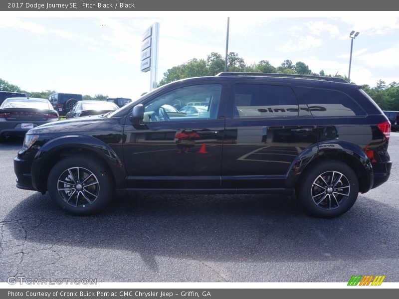 Pitch Black / Black 2017 Dodge Journey SE