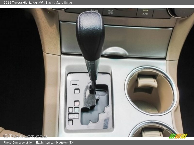 Black / Sand Beige 2013 Toyota Highlander V6