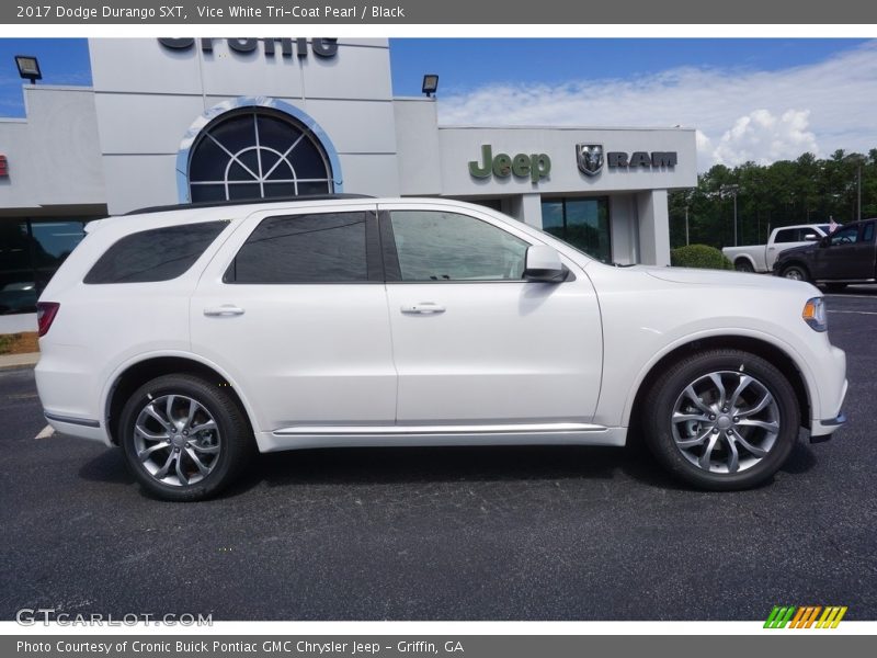 Vice White Tri-Coat Pearl / Black 2017 Dodge Durango SXT