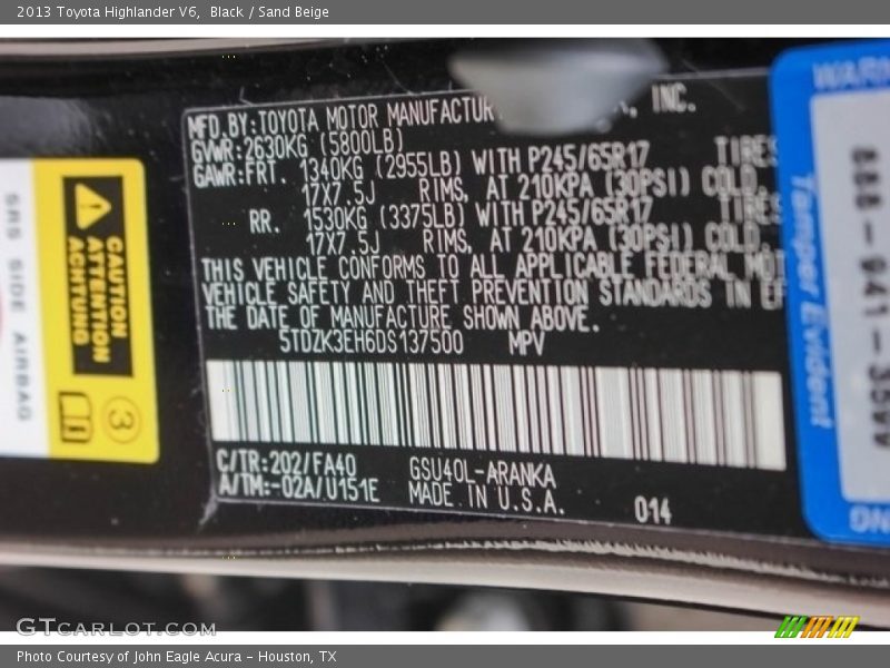 Black / Sand Beige 2013 Toyota Highlander V6