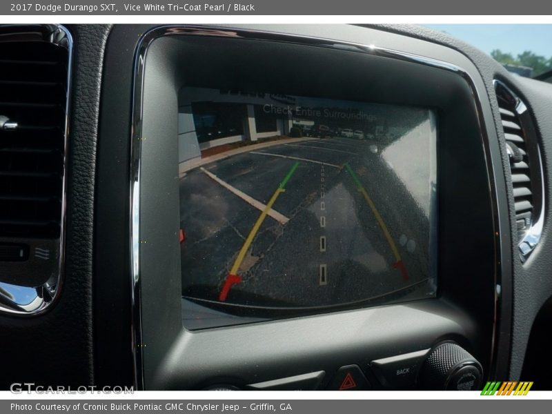 Vice White Tri-Coat Pearl / Black 2017 Dodge Durango SXT