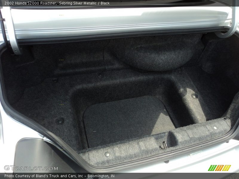 Sebring Silver Metallic / Black 2002 Honda S2000 Roadster