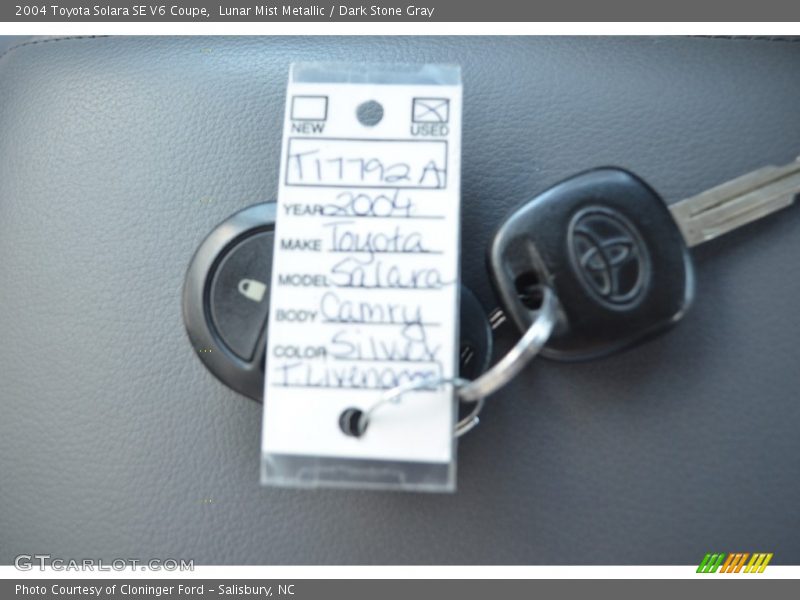 Lunar Mist Metallic / Dark Stone Gray 2004 Toyota Solara SE V6 Coupe