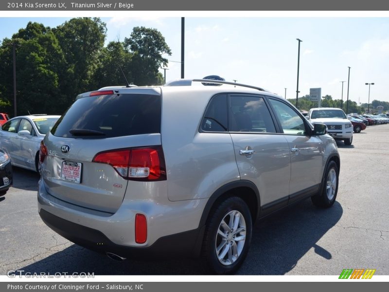 Titanium Silver / Beige 2014 Kia Sorento LX