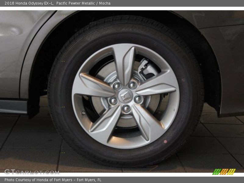 Pacific Pewter Metallic / Mocha 2018 Honda Odyssey EX-L