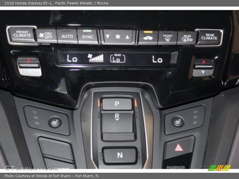 Pacific Pewter Metallic / Mocha 2018 Honda Odyssey EX-L