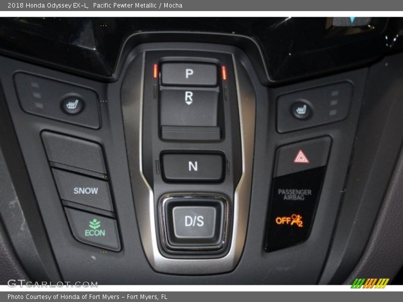 Pacific Pewter Metallic / Mocha 2018 Honda Odyssey EX-L