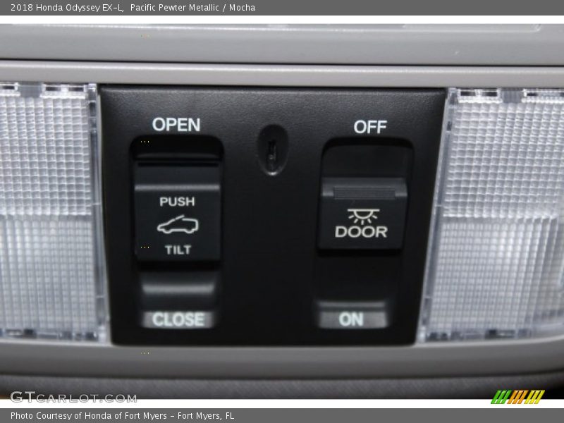 Pacific Pewter Metallic / Mocha 2018 Honda Odyssey EX-L