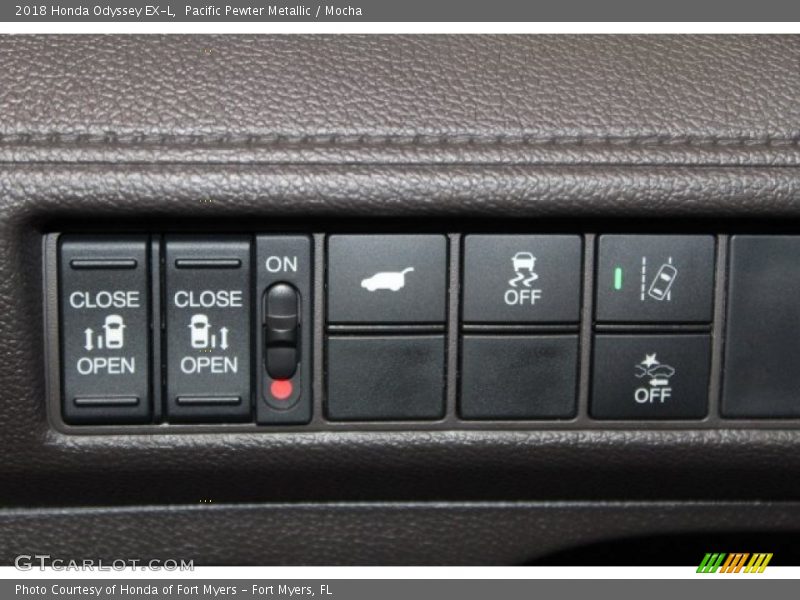 Pacific Pewter Metallic / Mocha 2018 Honda Odyssey EX-L