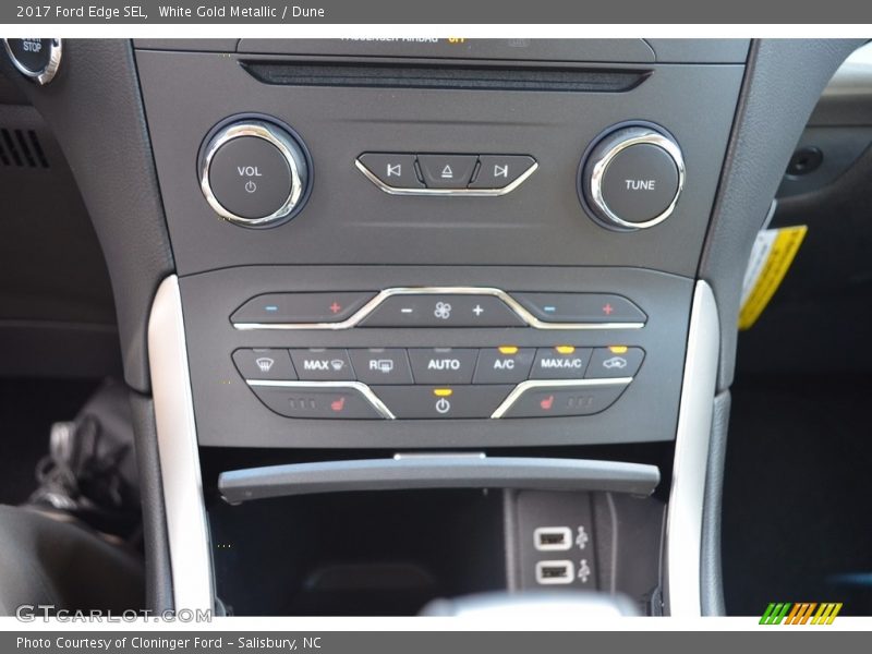 White Gold Metallic / Dune 2017 Ford Edge SEL