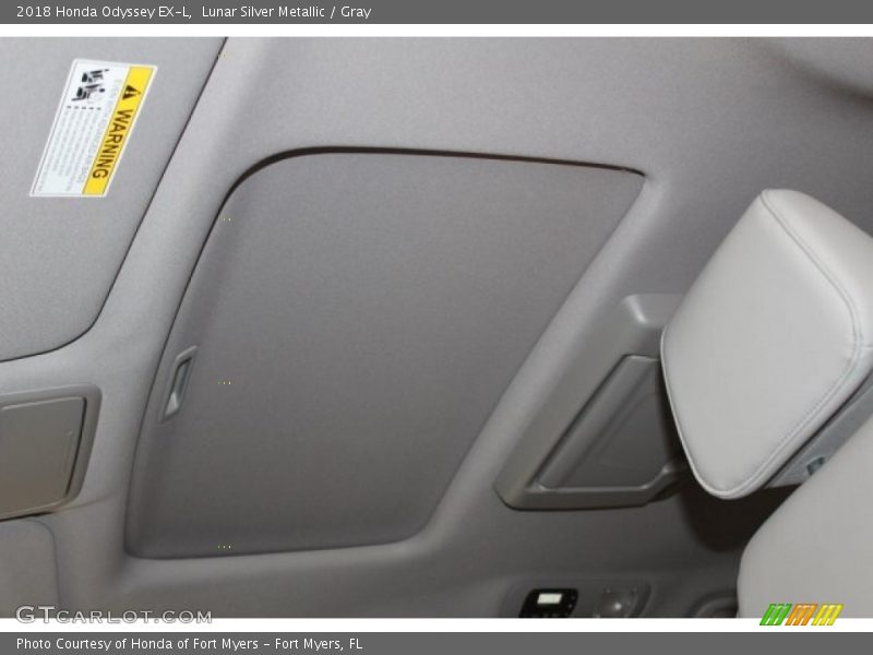 Lunar Silver Metallic / Gray 2018 Honda Odyssey EX-L