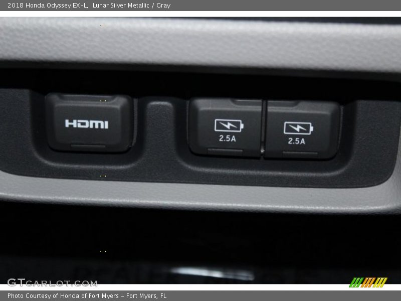 Lunar Silver Metallic / Gray 2018 Honda Odyssey EX-L
