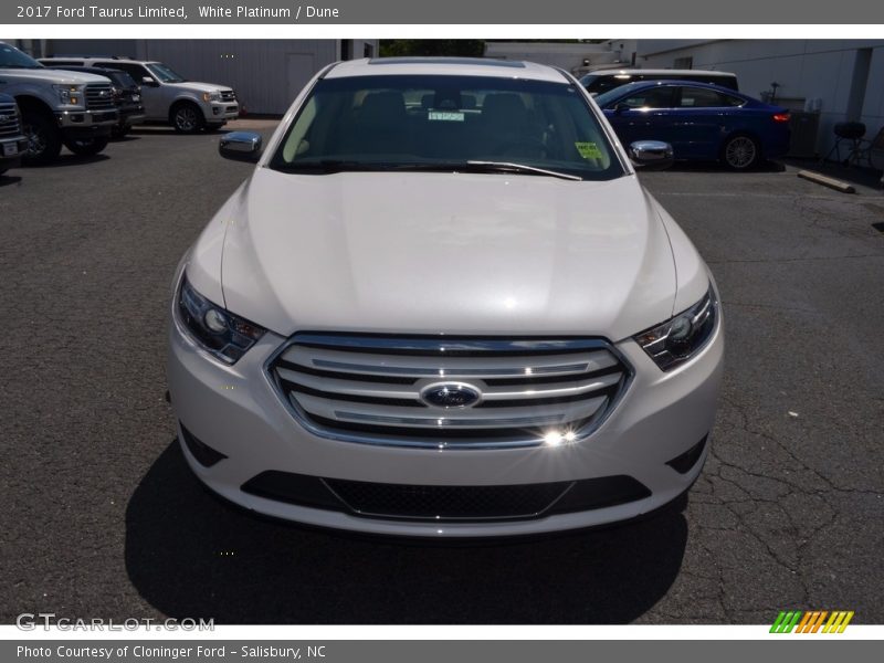 White Platinum / Dune 2017 Ford Taurus Limited