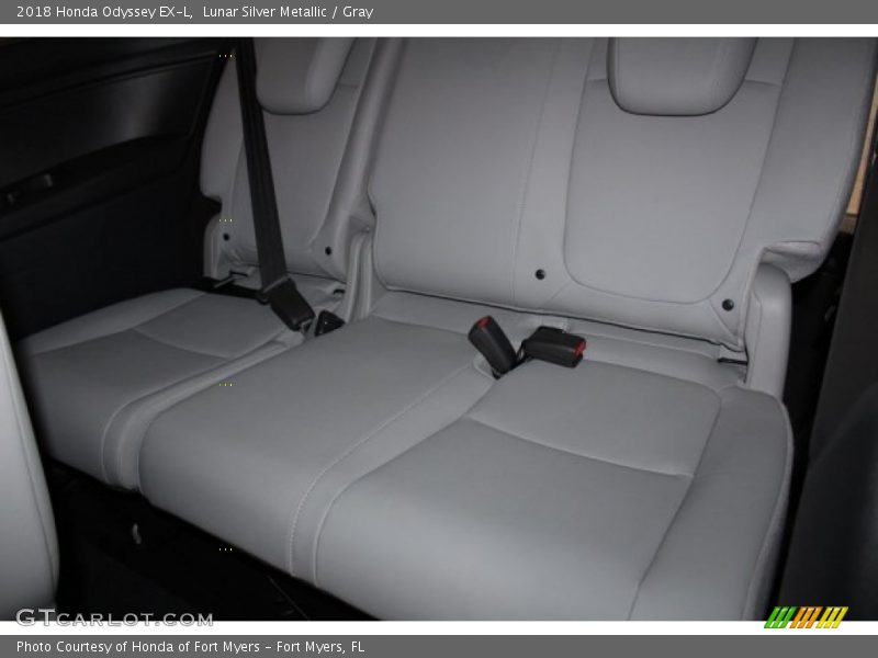 Lunar Silver Metallic / Gray 2018 Honda Odyssey EX-L