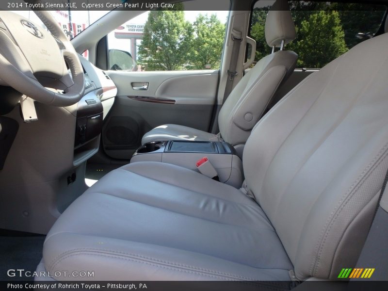 Cypress Green Pearl / Light Gray 2014 Toyota Sienna XLE