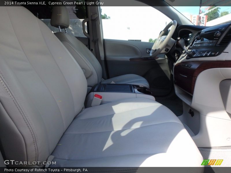Cypress Green Pearl / Light Gray 2014 Toyota Sienna XLE