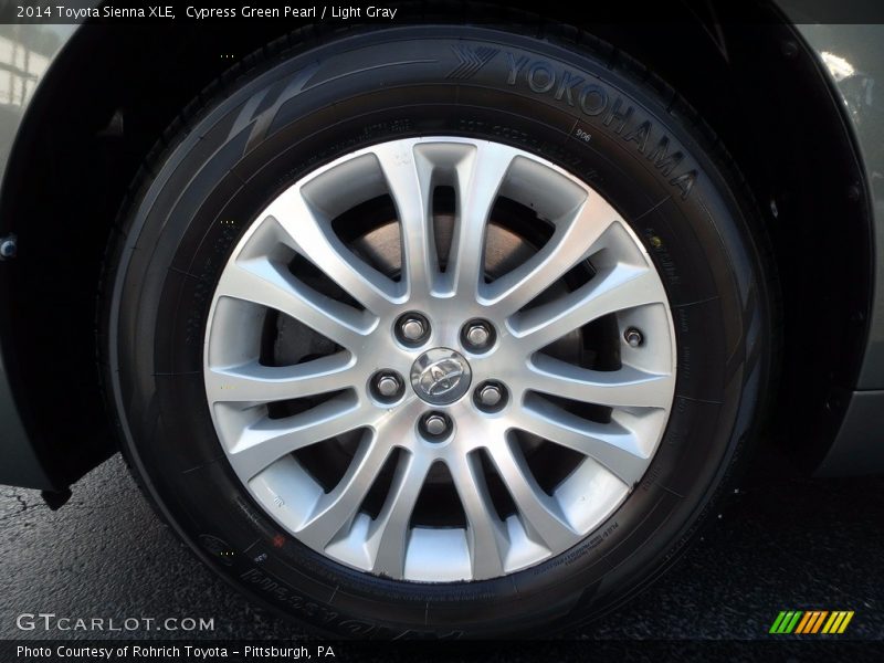 Cypress Green Pearl / Light Gray 2014 Toyota Sienna XLE