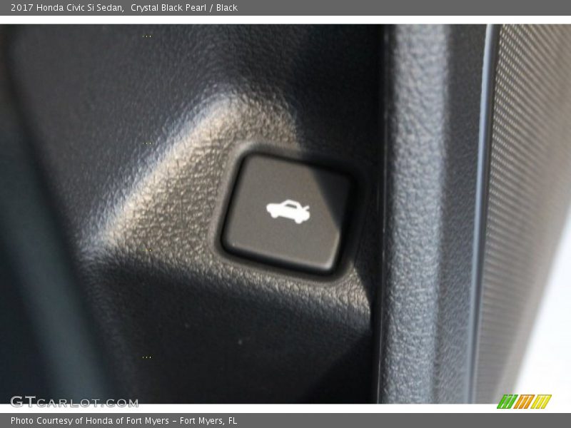 Crystal Black Pearl / Black 2017 Honda Civic Si Sedan