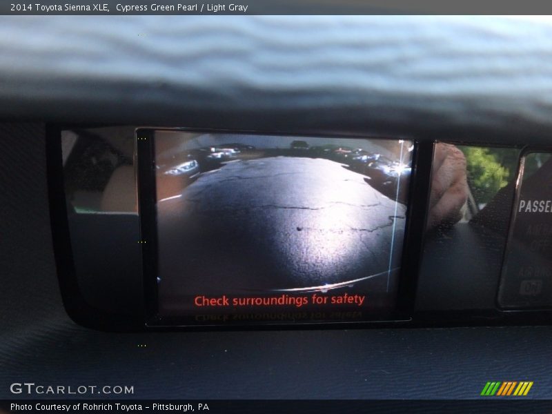 Cypress Green Pearl / Light Gray 2014 Toyota Sienna XLE