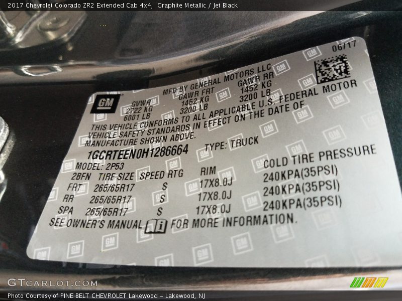 Graphite Metallic / Jet Black 2017 Chevrolet Colorado ZR2 Extended Cab 4x4