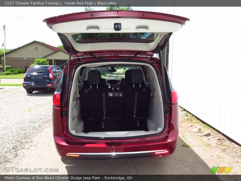 Velvet Red Pearl / Black/Alloy 2017 Chrysler Pacifica Touring L