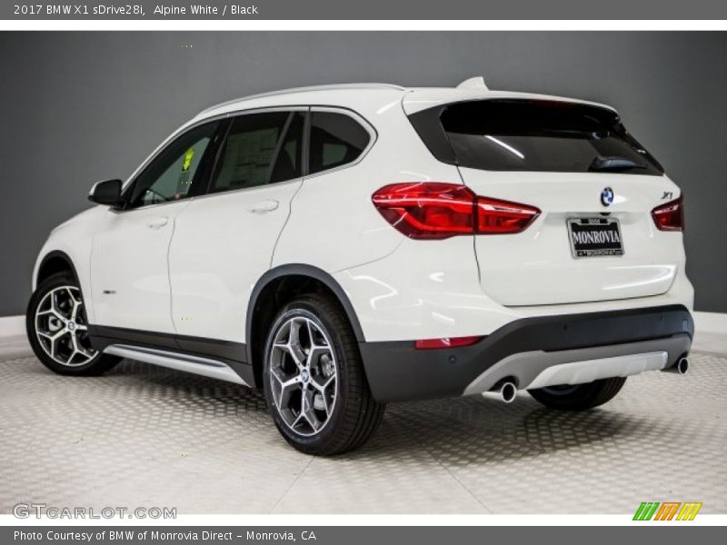 Alpine White / Black 2017 BMW X1 sDrive28i