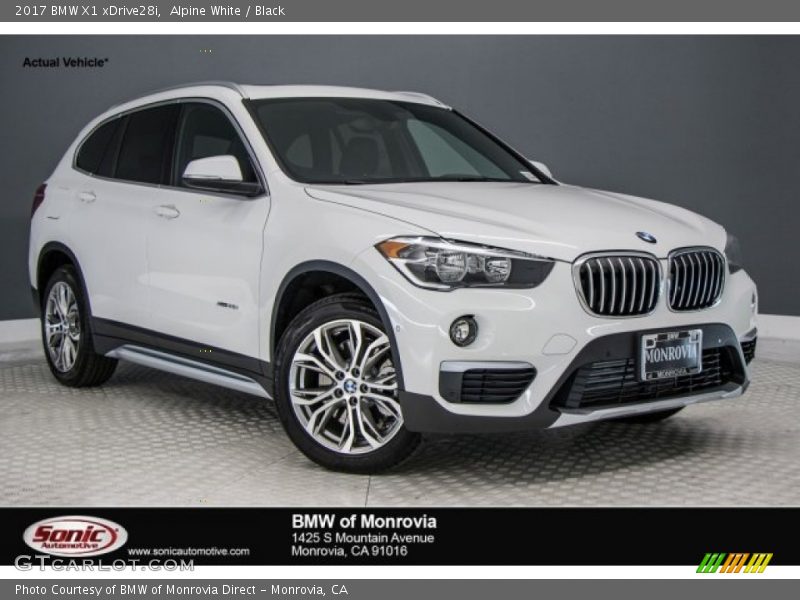 Alpine White / Black 2017 BMW X1 xDrive28i