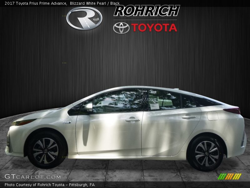 Blizzard White Pearl / Black 2017 Toyota Prius Prime Advance