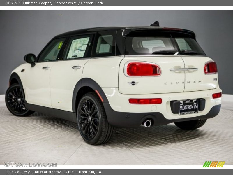 Pepper White / Carbon Black 2017 Mini Clubman Cooper