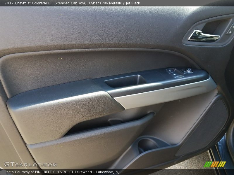 Cyber Gray Metallic / Jet Black 2017 Chevrolet Colorado LT Extended Cab 4x4