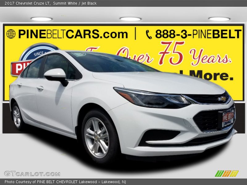 Summit White / Jet Black 2017 Chevrolet Cruze LT