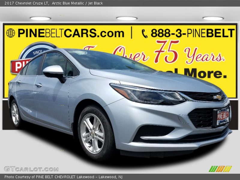 Arctic Blue Metallic / Jet Black 2017 Chevrolet Cruze LT