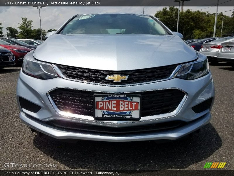 Arctic Blue Metallic / Jet Black 2017 Chevrolet Cruze LT