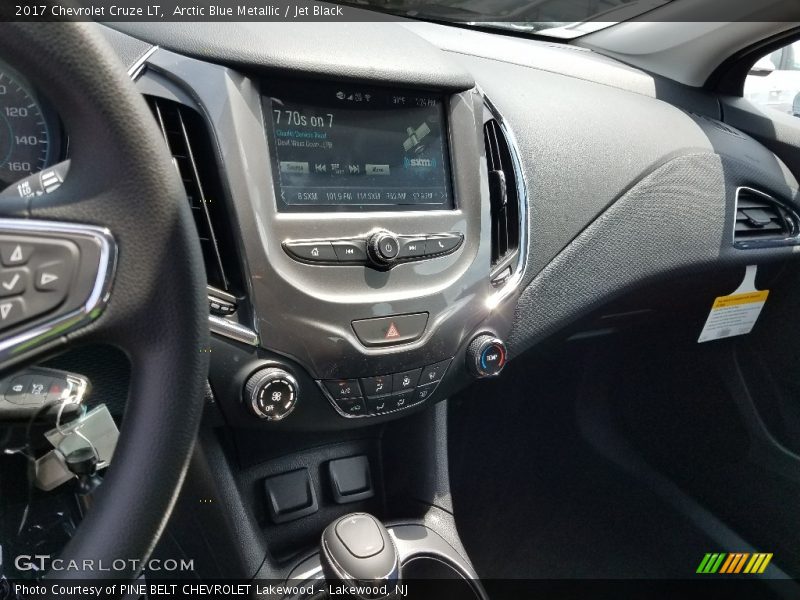Arctic Blue Metallic / Jet Black 2017 Chevrolet Cruze LT