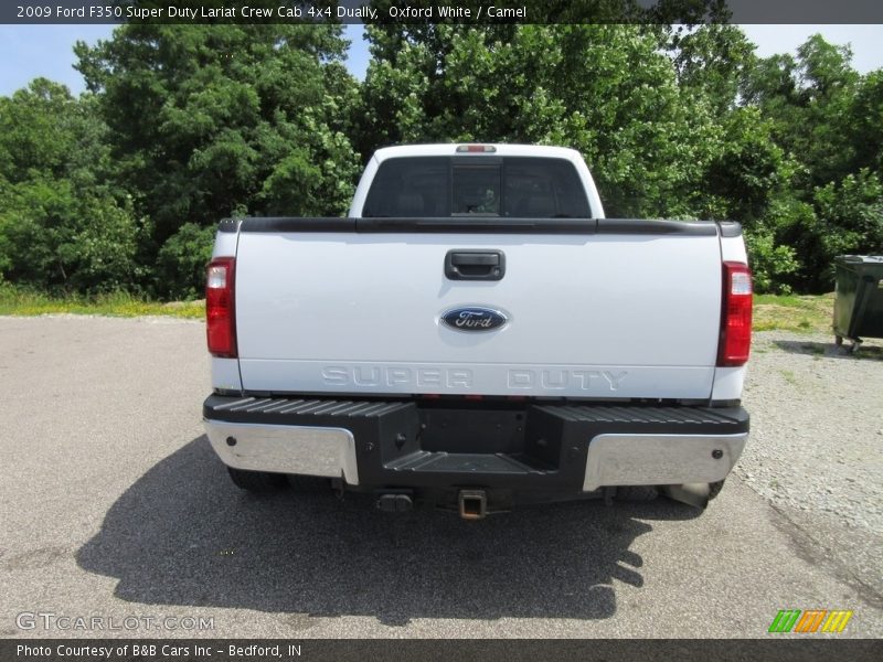 Oxford White / Camel 2009 Ford F350 Super Duty Lariat Crew Cab 4x4 Dually