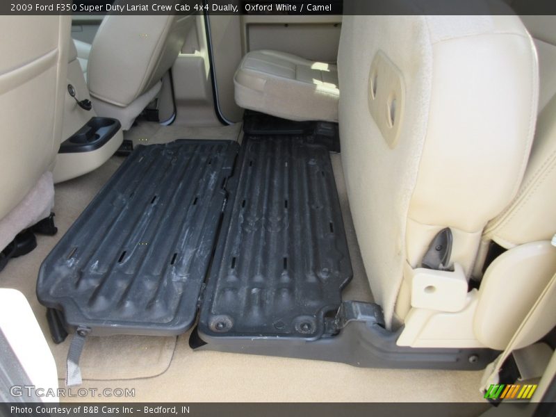 Oxford White / Camel 2009 Ford F350 Super Duty Lariat Crew Cab 4x4 Dually