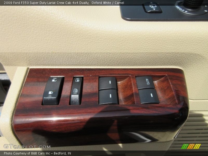 Oxford White / Camel 2009 Ford F350 Super Duty Lariat Crew Cab 4x4 Dually