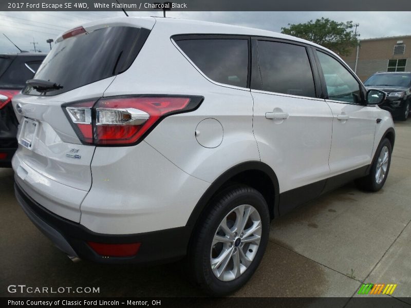 White Platinum / Charcoal Black 2017 Ford Escape SE 4WD