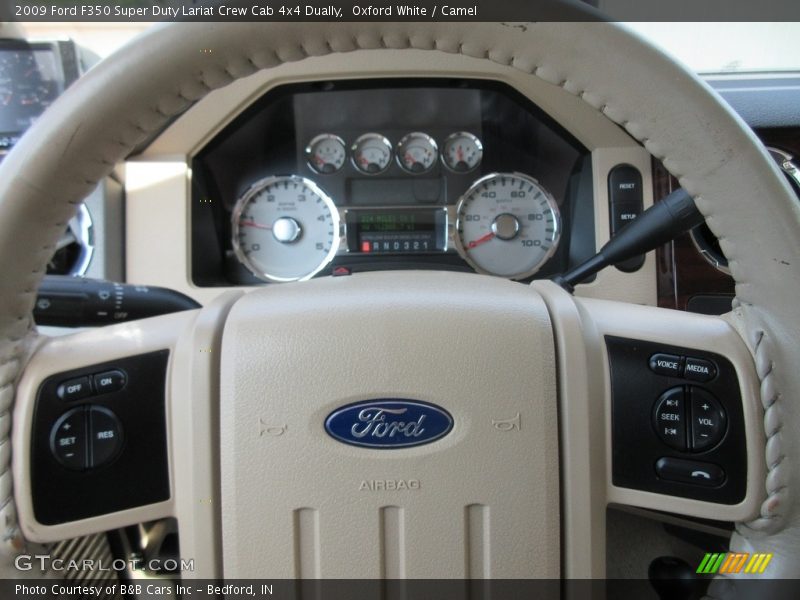 Oxford White / Camel 2009 Ford F350 Super Duty Lariat Crew Cab 4x4 Dually