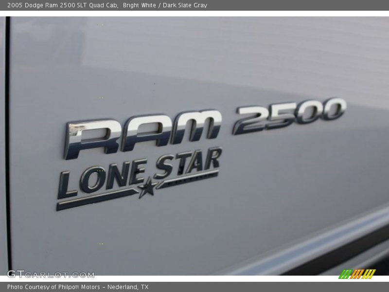Bright White / Dark Slate Gray 2005 Dodge Ram 2500 SLT Quad Cab