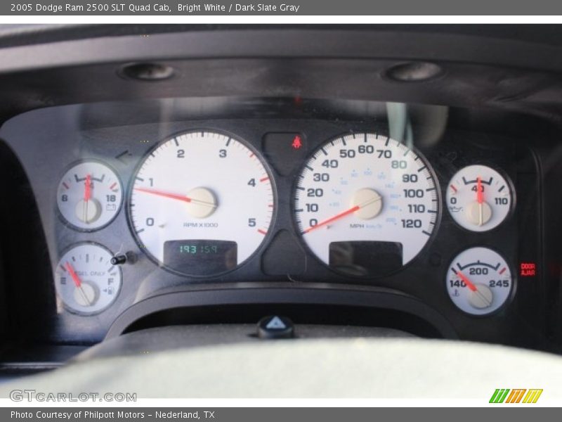 Bright White / Dark Slate Gray 2005 Dodge Ram 2500 SLT Quad Cab