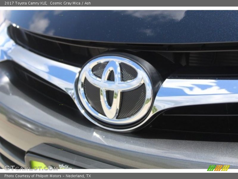 Cosmic Gray Mica / Ash 2017 Toyota Camry XLE